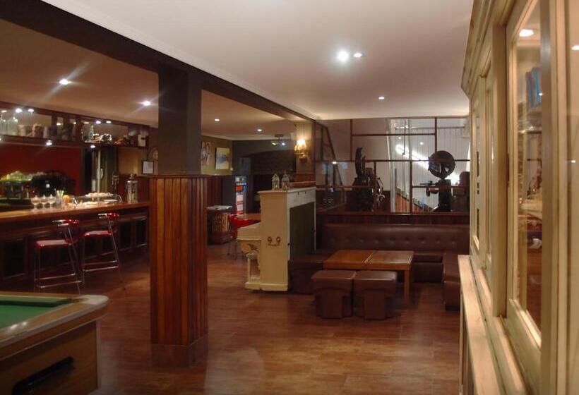 ホテル El Montero