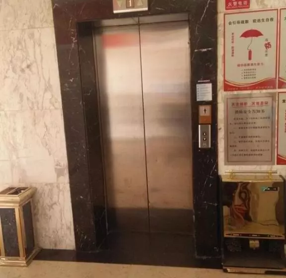 Junyi Hotel Shandong Qingdao Huangdao District Shiyou University