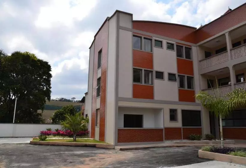 Hotelli Pousada Giramundo