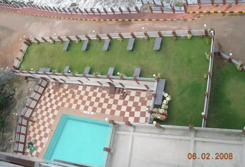 Hotelli Rns Residency Sea View