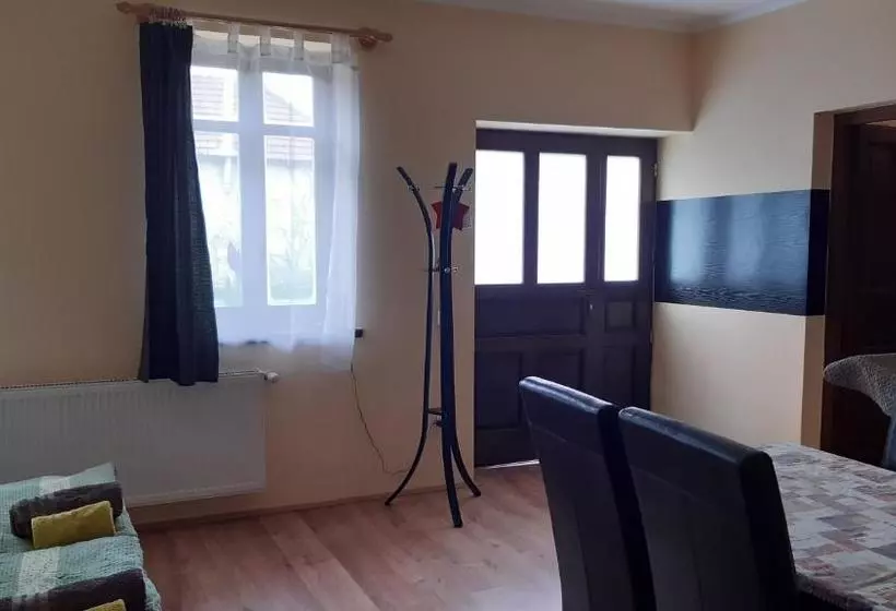 Majatalo Bajusz Vendégház