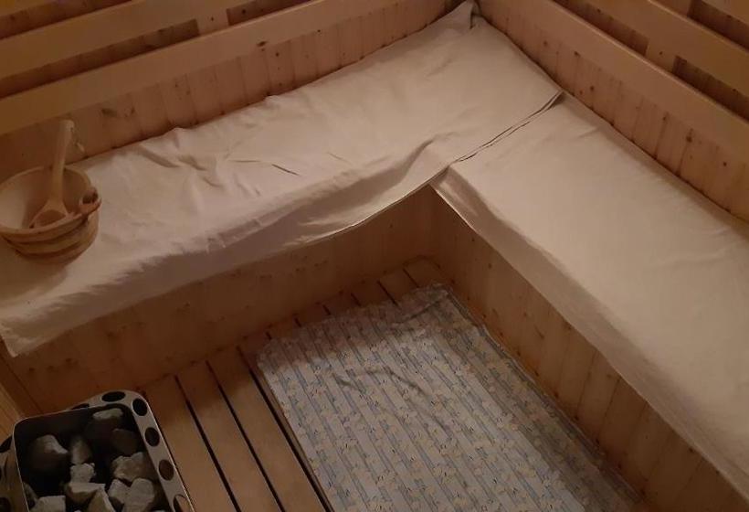 펜션 Bajusz Vendégház