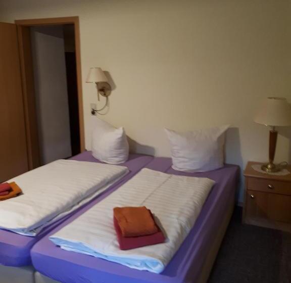 Пансион Gasthaus ,,zum Schwarzen Bär