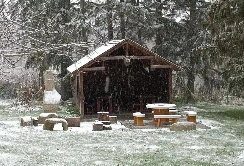 ペンション Hétházpuszta Erdészlak