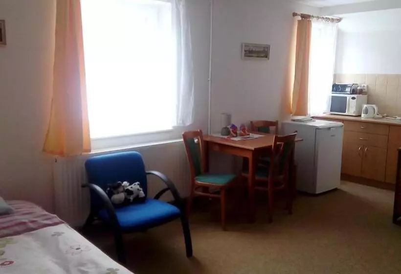 Majatalo Penzion Edelštejn