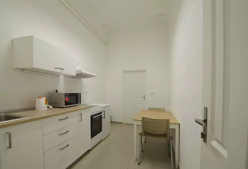 پانسیون Zámek Račice