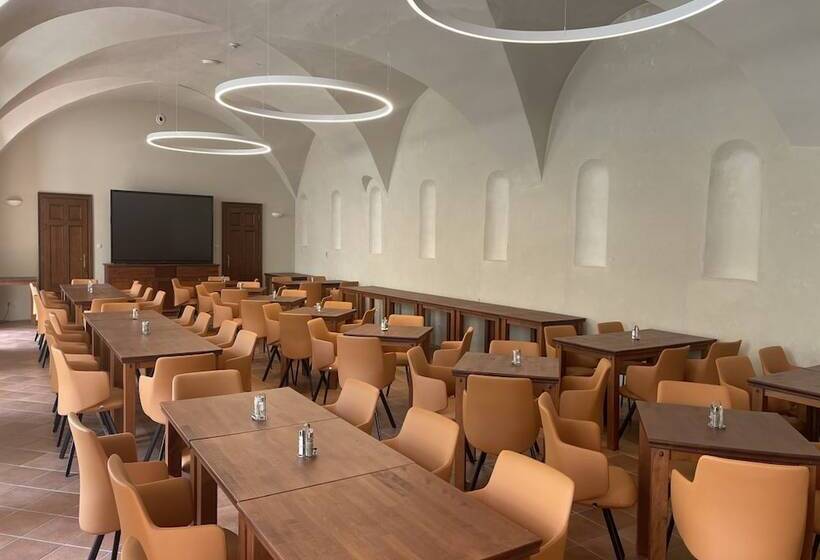 펜션 Zámek Račice