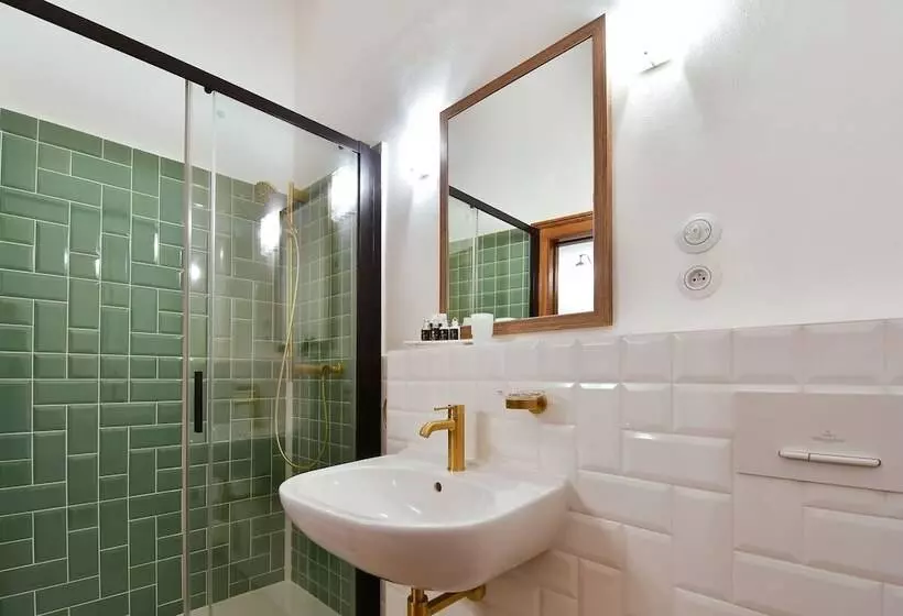 پانسیون Zámek Račice