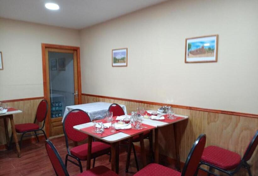 هاستل Hostal Reymar