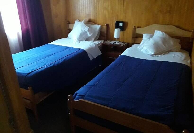 هاستل Hostal Reymar