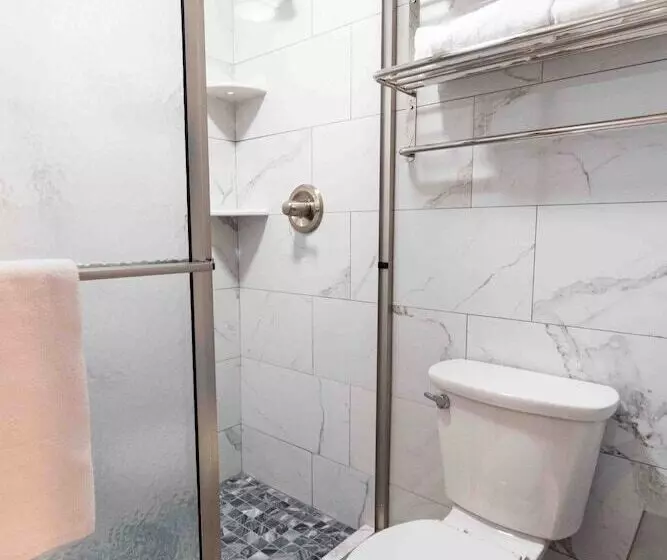 ユースホステル The Inn At Canaan