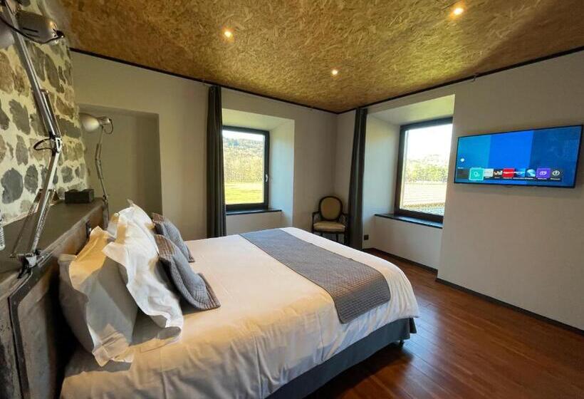 مبيت وإفطار Domaine De La Planche De Melussac