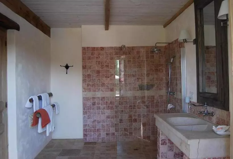 ベッドアンドブレックファースト Mas De Garrigue