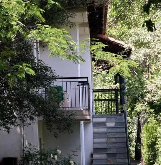 Aamiaismajoitus (B&B) Meteora Garden