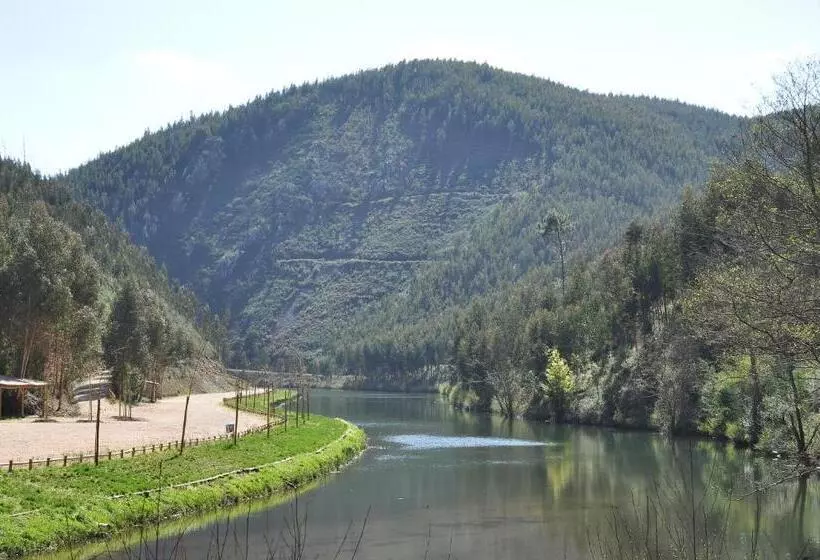 ホテル Rural Solar Das Freiras