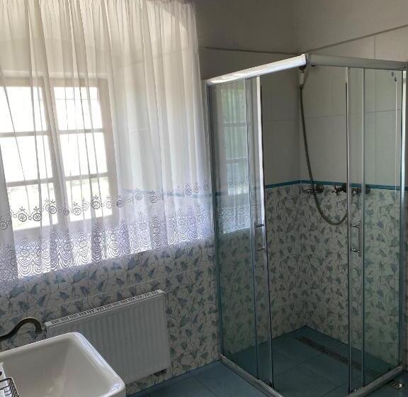 Zámek Kolštejn   Hotel Chateau Goldenstein