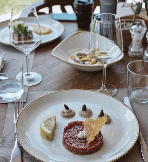 Hotelli Agriturismo La Sassicaia