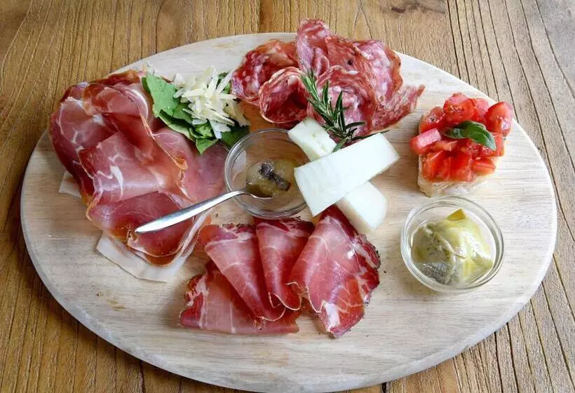 ホテル Agriturismo La Sassicaia