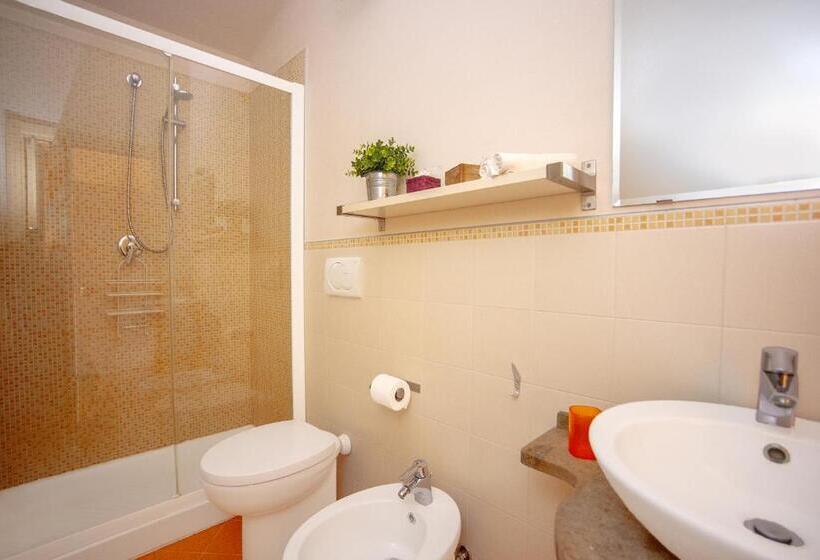 Hotelli Agriturismo La Sassicaia