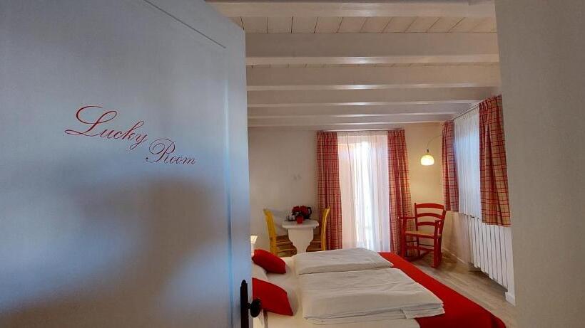 פנסיון Horse House