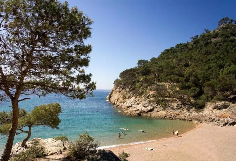 הוסטל Camping Pola