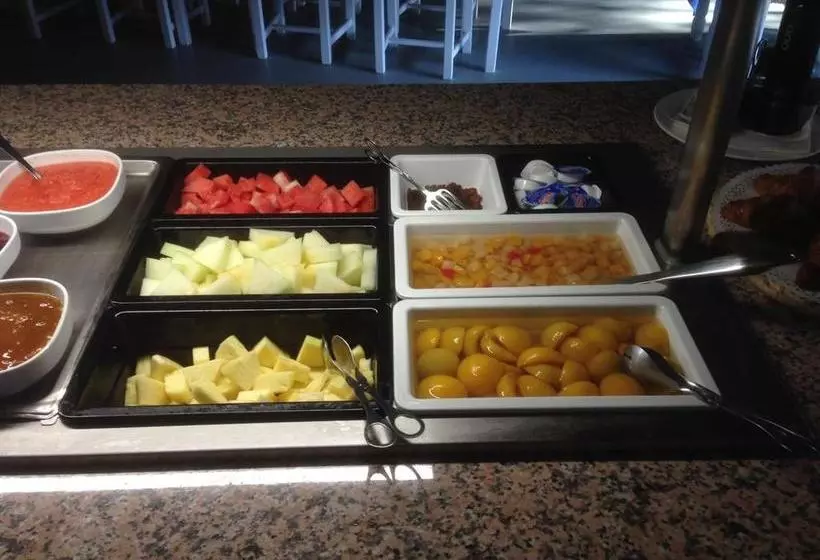 הוסטל Camping Pola