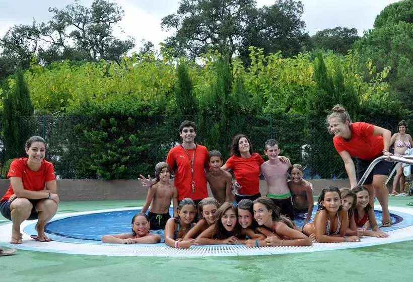 הוסטל Camping Pola