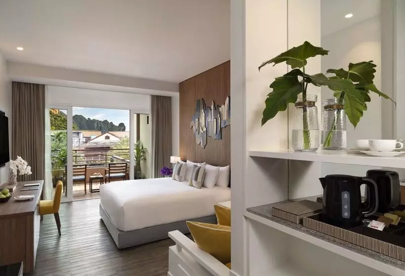 Avani Ao Nang Cliff Krabi Resort