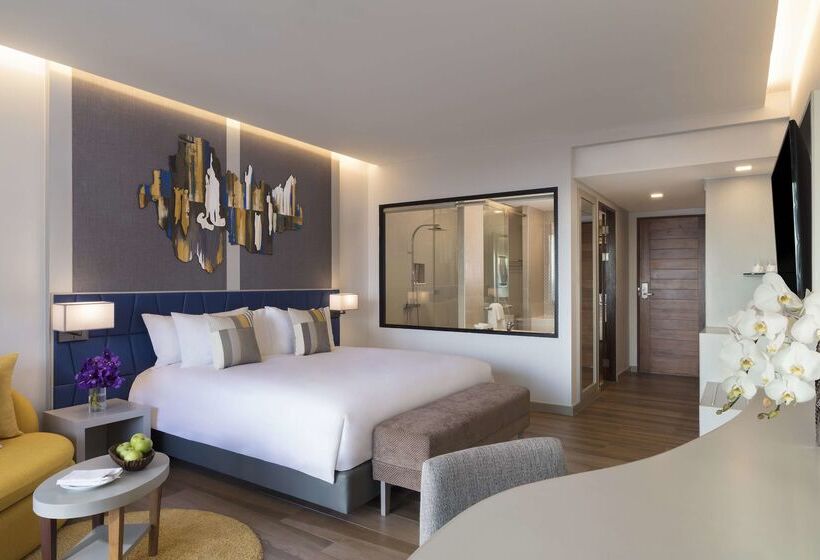 Avani Ao Nang Cliff Krabi Resort