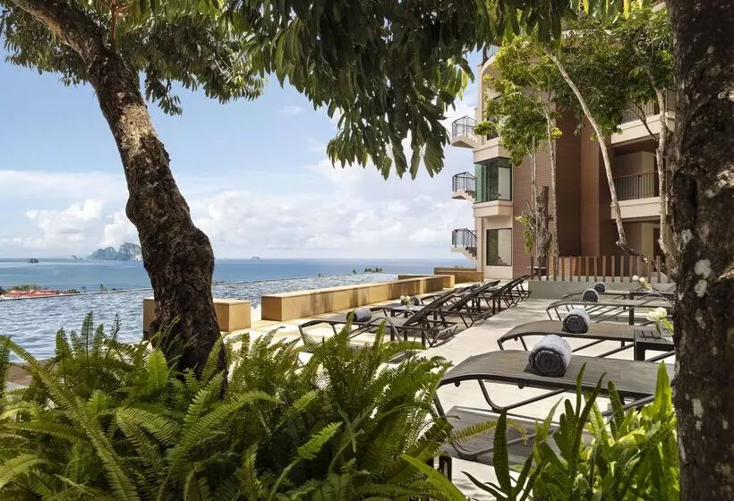 Avani Ao Nang Cliff Krabi Resort