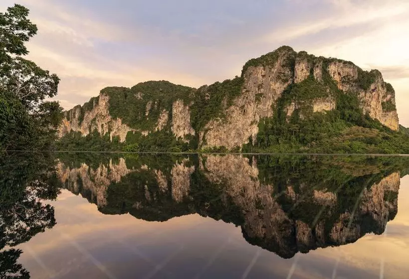 Avani Ao Nang Cliff Krabi Resort