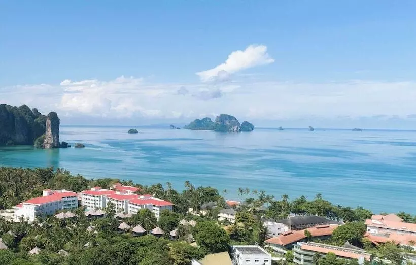 Avani Ao Nang Cliff Krabi Resort