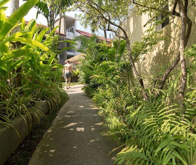 فندق Baan Karon Resort