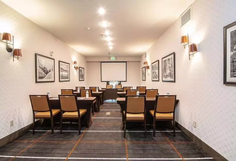 Holiday Inn Express Hotel & Suites Kalispell, An Ihg