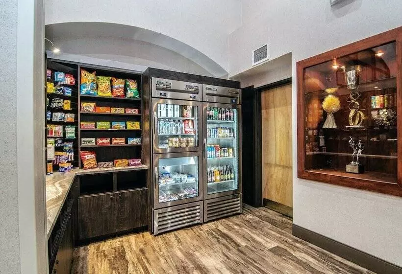 Holiday Inn Express Hotel & Suites Kalispell, An Ihg