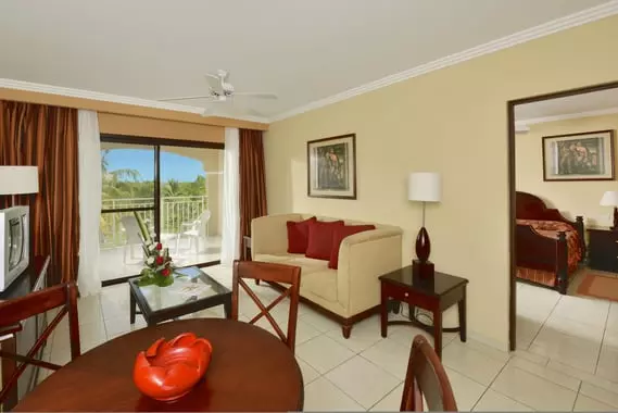 هتل Iberostar Laguna Azul