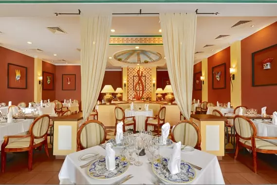 هتل Iberostar Laguna Azul