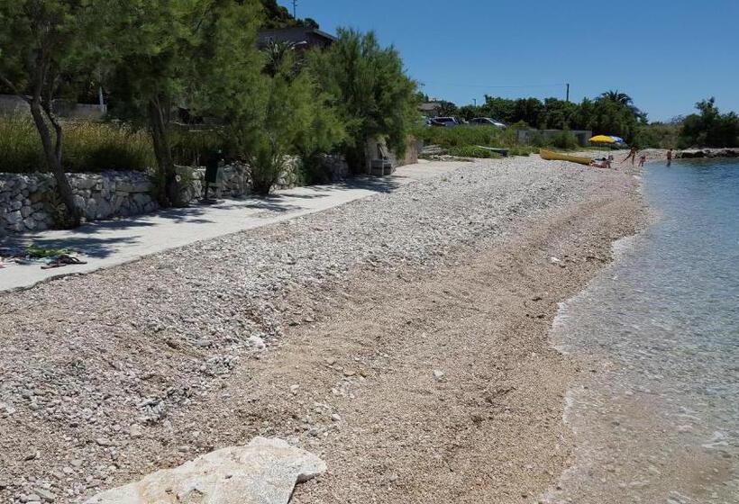 בית מלון כפרי Marin Apartments