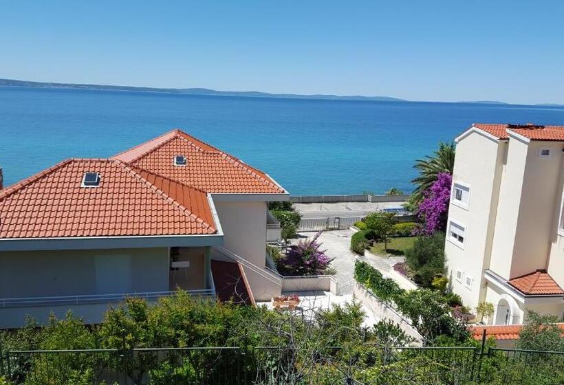 בית מלון כפרי Marin Apartments