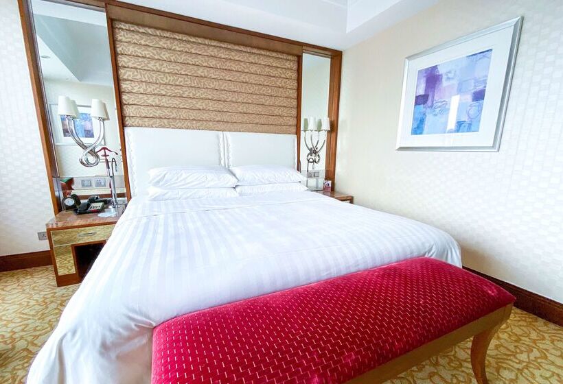 Hotel Shangri La Ningbo   The Three Rivers Intersection