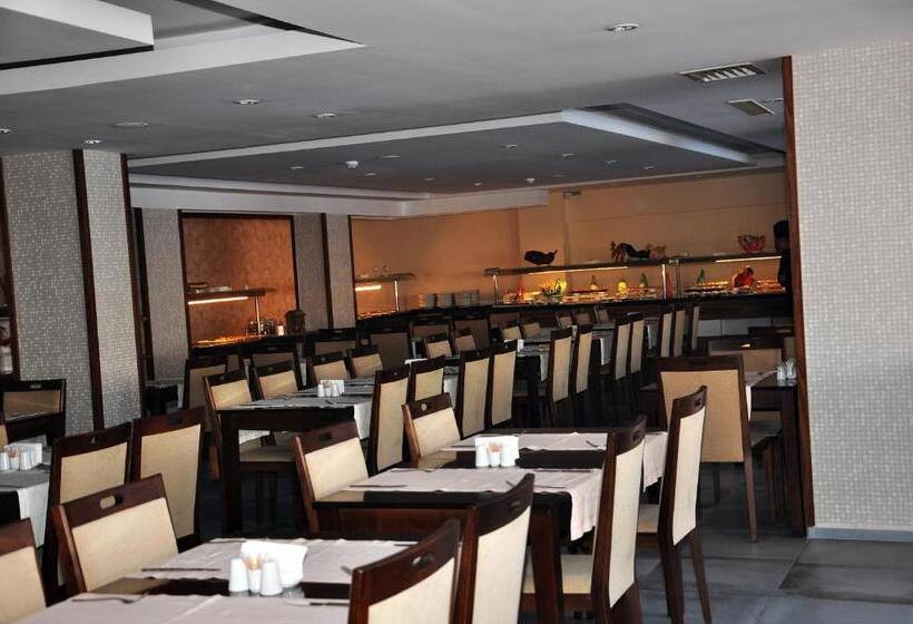 בית מלון כפרי Sun Beach Park & Spa