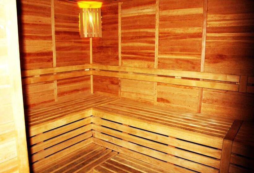 בית מלון כפרי Sun Beach Park & Spa