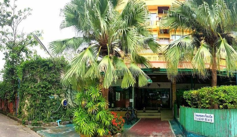 Hotel Takiab Beach Resort