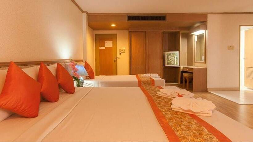 Hotel Takiab Beach Resort