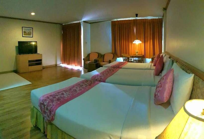 Hotel Takiab Beach Resort