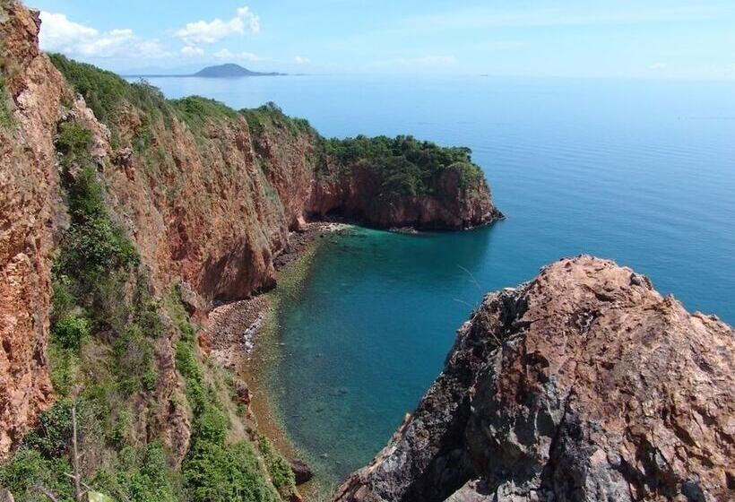 Koh Talu Island Resort
