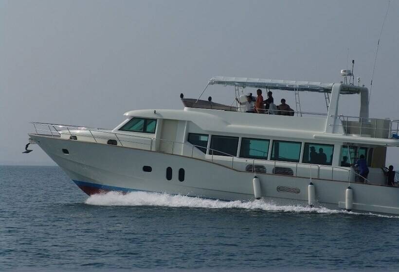 Koh Talu Island Resort