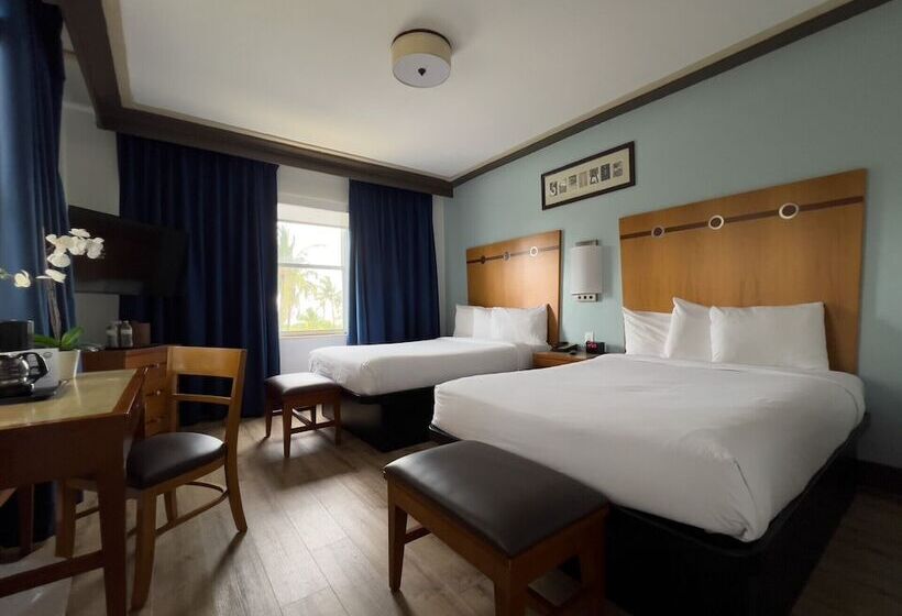 Majestic Hotel South Beach