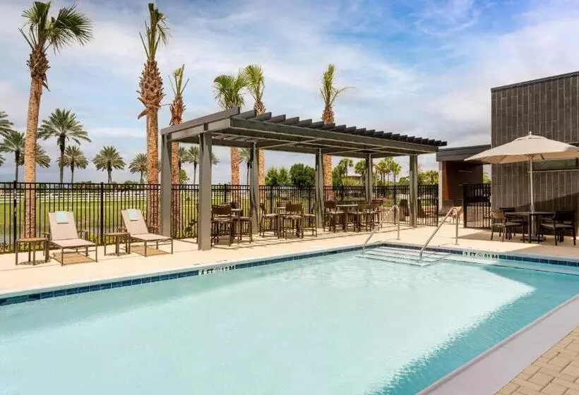 ホテル Courtyard By Marriott Port St. Lucie Tradition