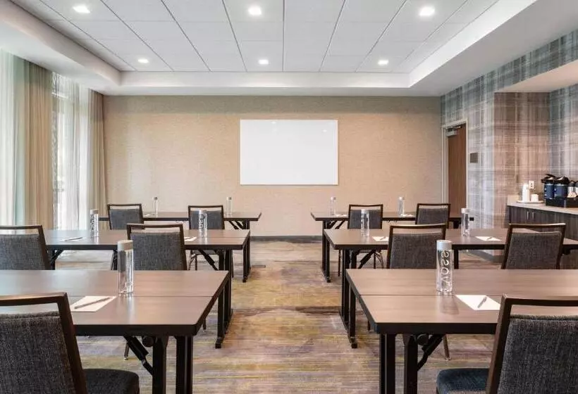 ホテル Courtyard By Marriott Port St. Lucie Tradition